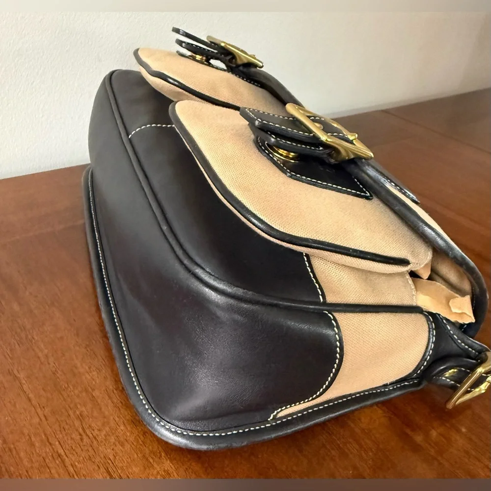 Vintage Coach Legacy Canvas Saddle Field Bag - Picture 10 of 12